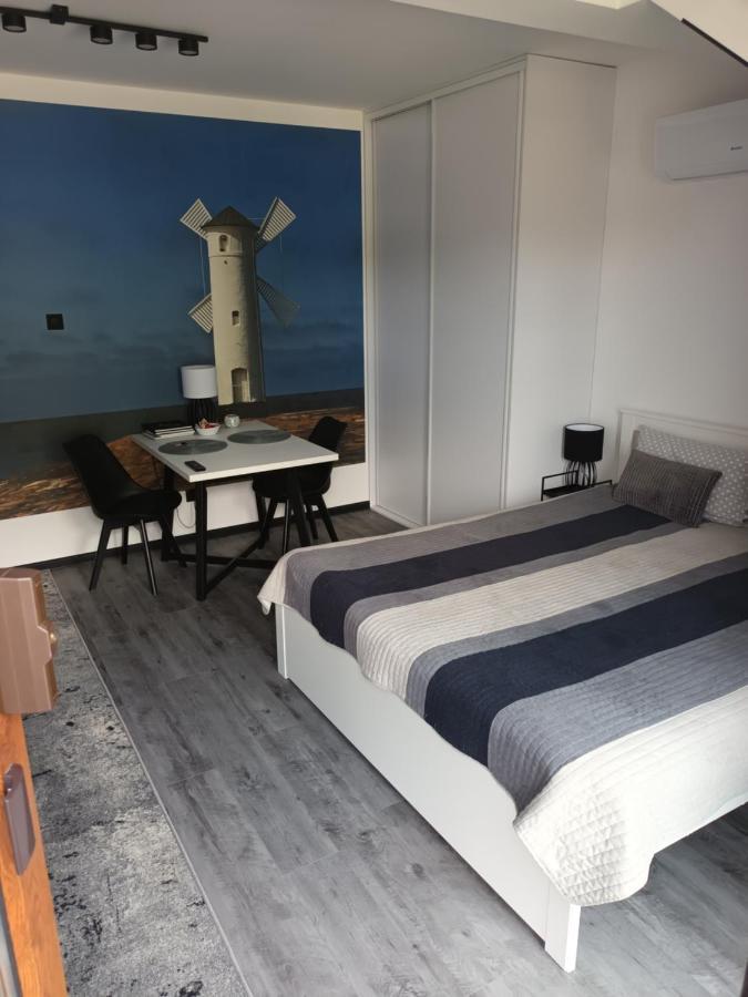 Basztowa Apartament ชวีโนวิชแจ ภายนอก รูปภาพ